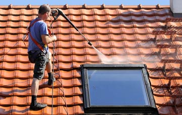 roof cleaning Holly Green